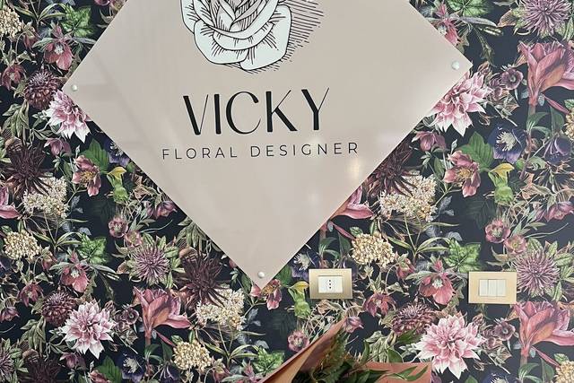 Vicky floral designer