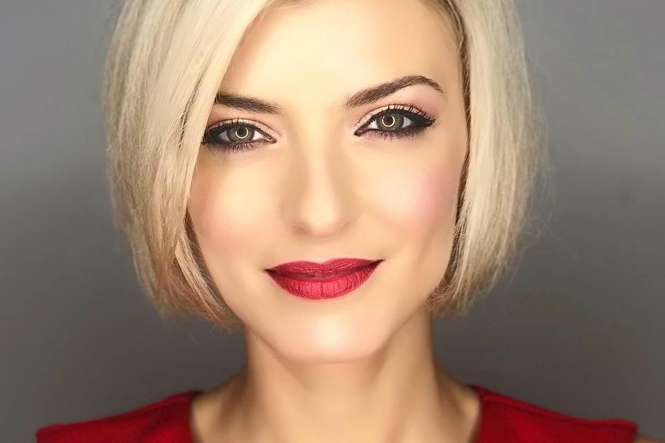 Red lips.
