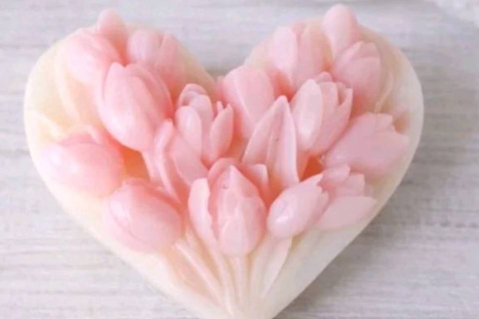 Cuore con tulipani