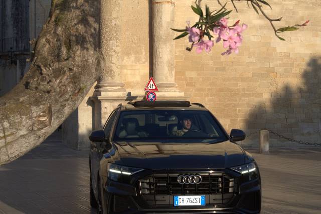 Auto sportiva matrimonio