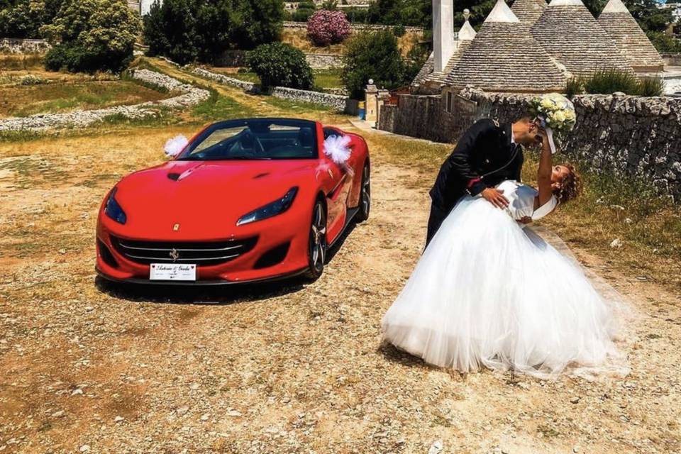 Auto sportiva matrimonio