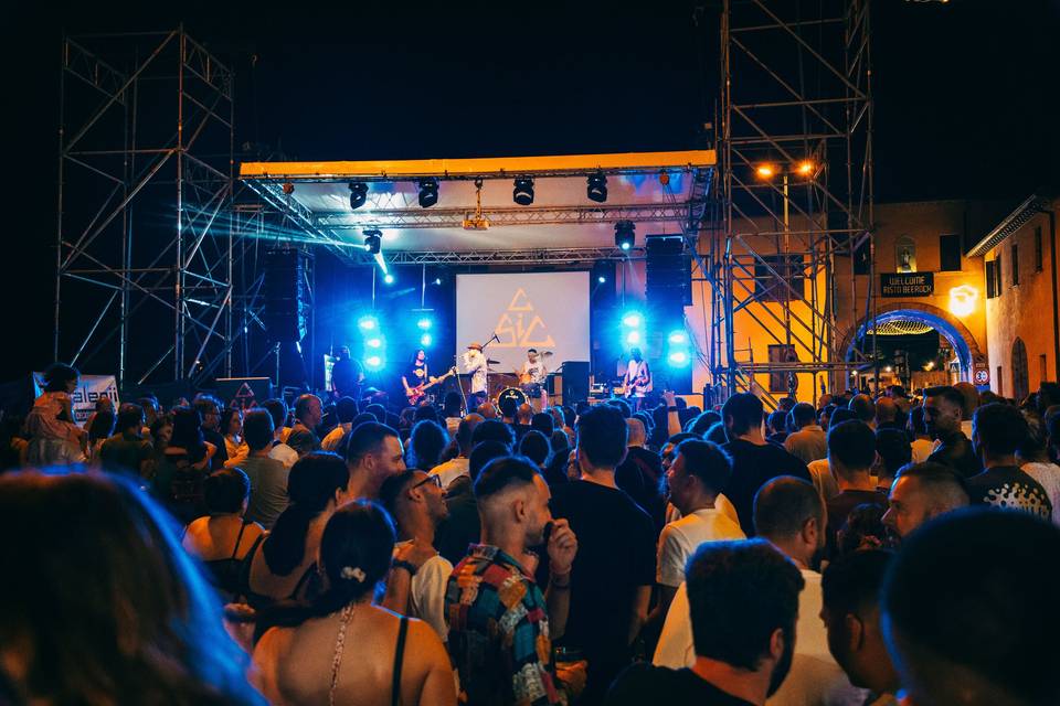 CSIC band