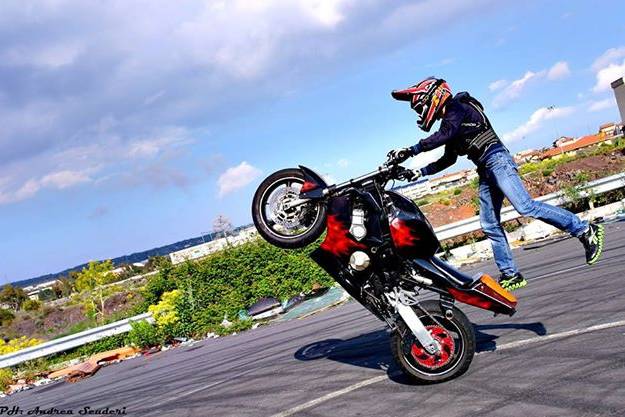 Acrobatic stunt team