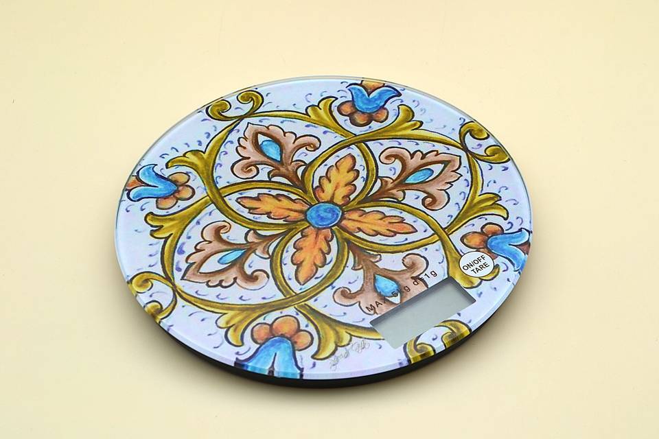 Bilancia maiolica