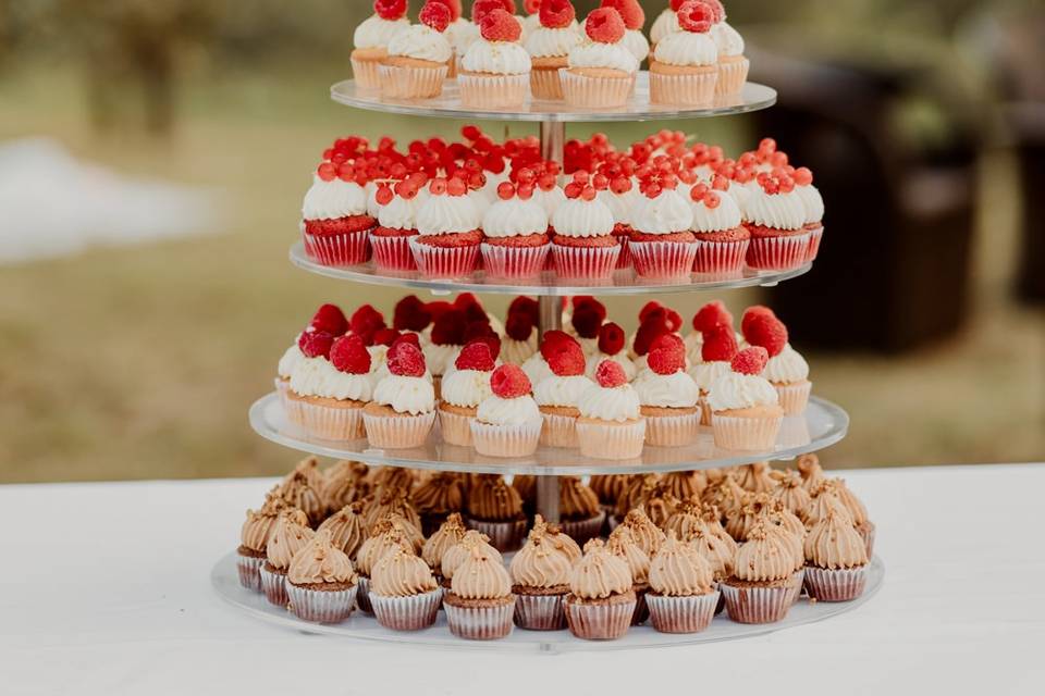 Torre di mini cupcake