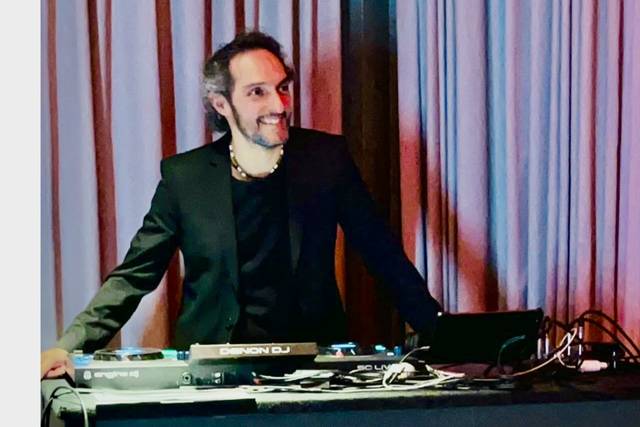 Renato Tammi – DJ, Sax & Live Music