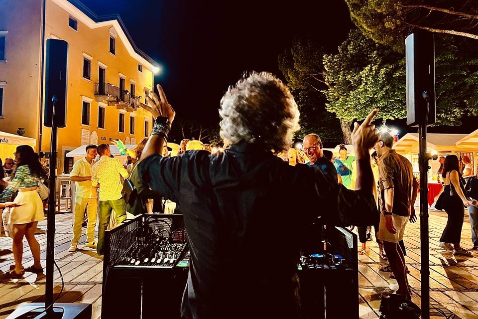 Ballare con la piazza