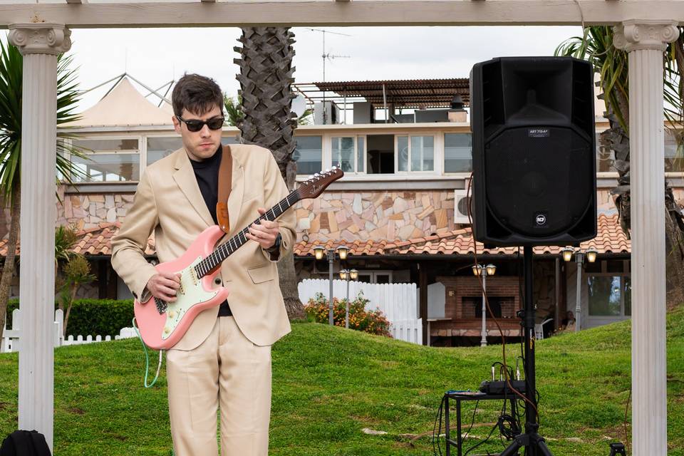 Guitar lounge
