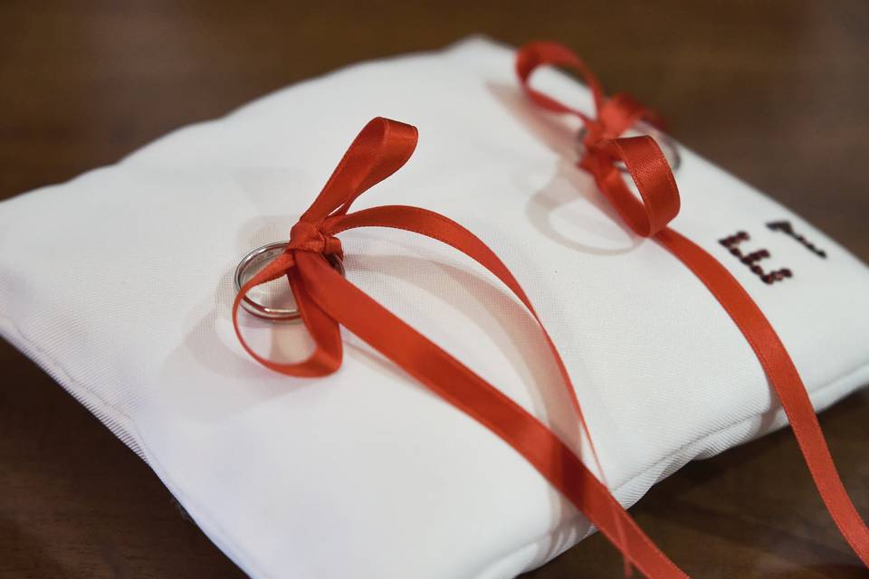 Cuscino porta fedi rito civile