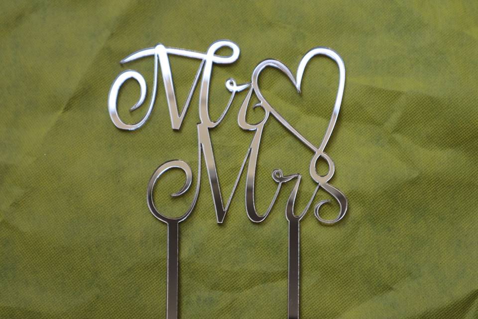 Cake topper