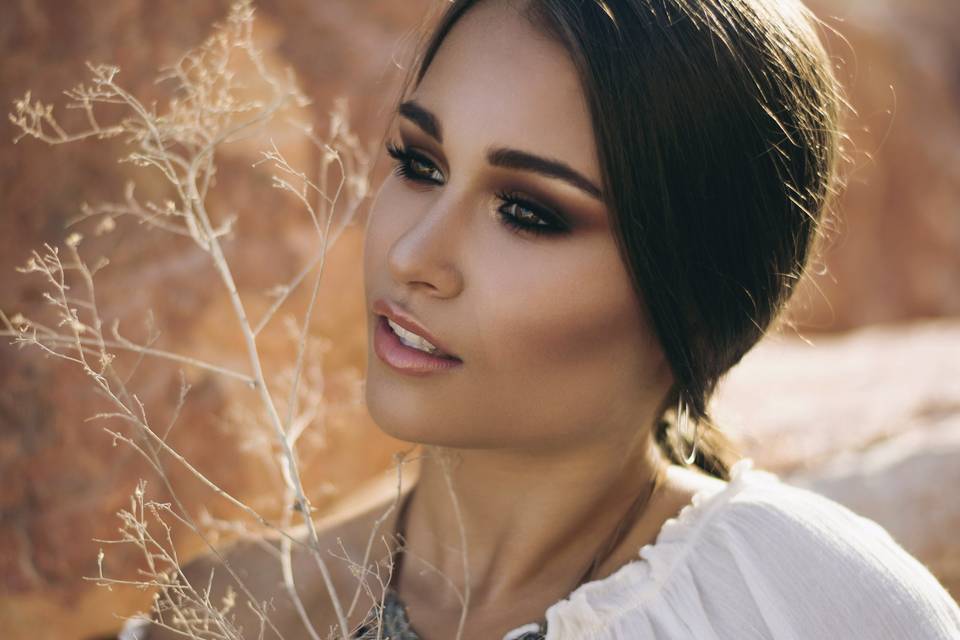 Soft bridal makeup