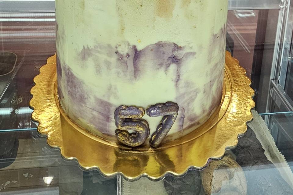 Torte alte con fiori