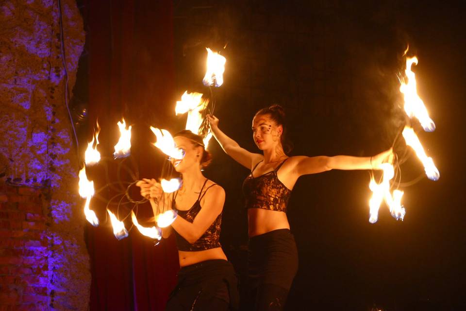 Duo Show