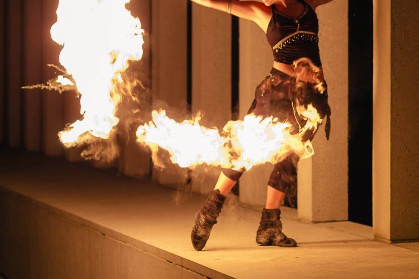 Danza con fuoco