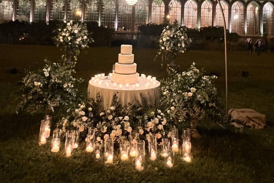 wedding cake