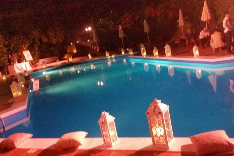 Piscina by night