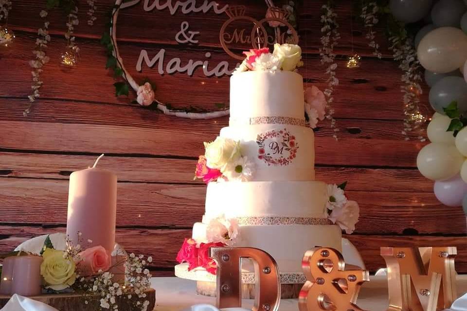 Andressa Queiroz torta matrimo