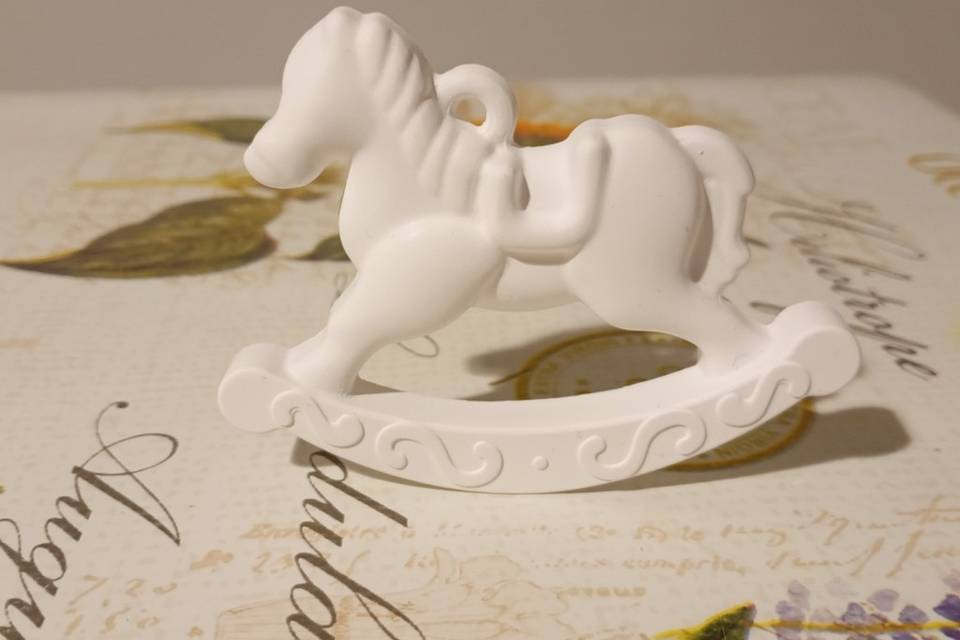 Dondolo baby in gesso