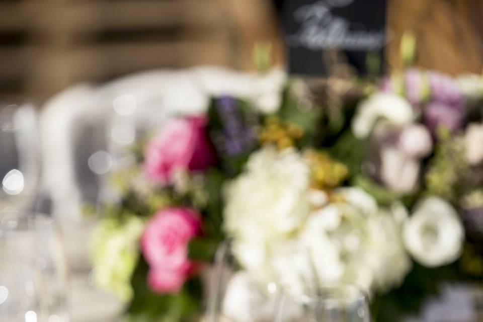 Rustic Chic Wedding Table