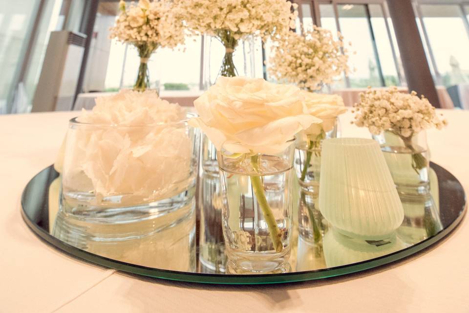 Simply Chic centerpiece