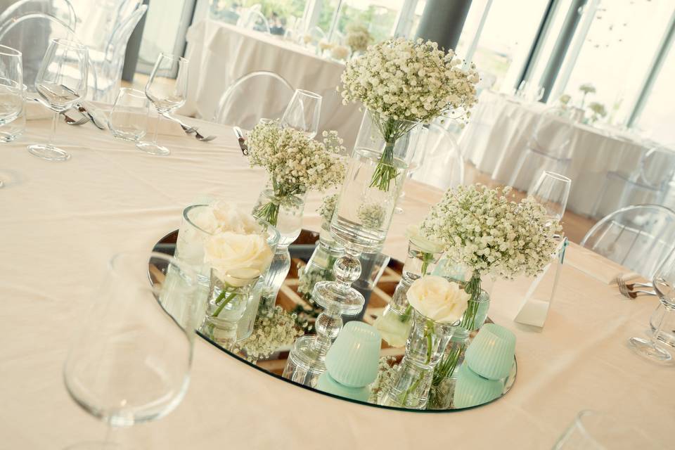 Simply Chic centerpiece detail