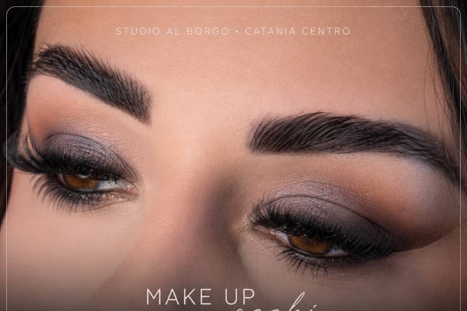Smokey eyes