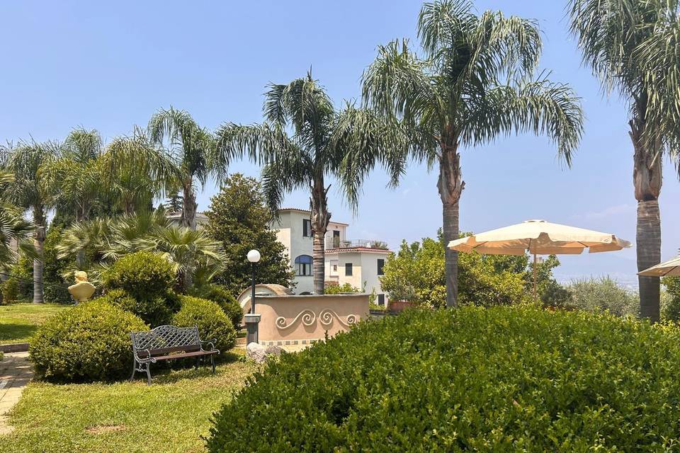 La terrazza della piscina