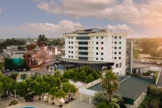Edra Palace Hotel