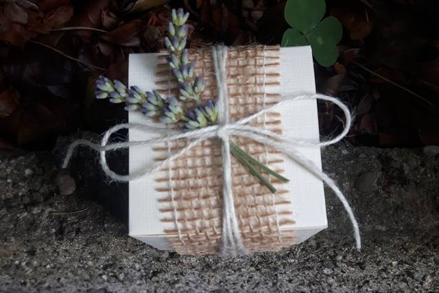 Lavanda nastro e juta