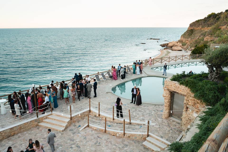 Aperitivo benvenuto piscina