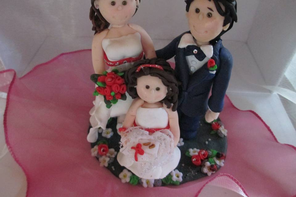 Cake topper sposi con bimba