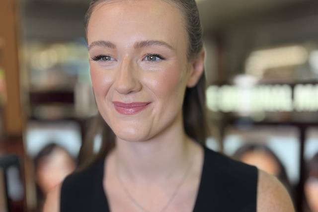 Make up - Beauty at First Sight