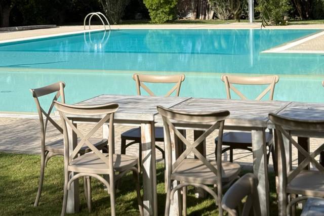 Aperitivo in Piscina