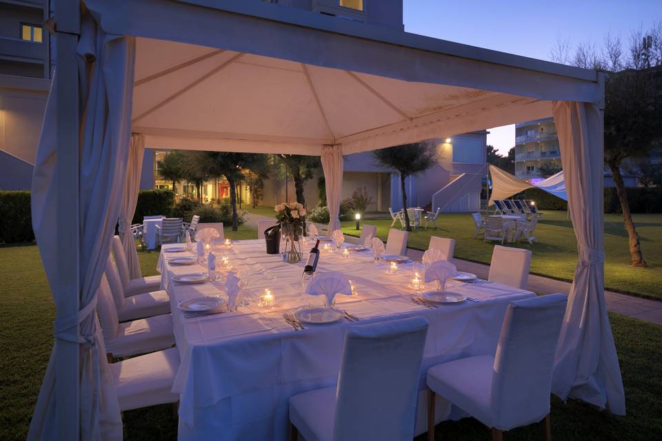 Cena gazebo giardino