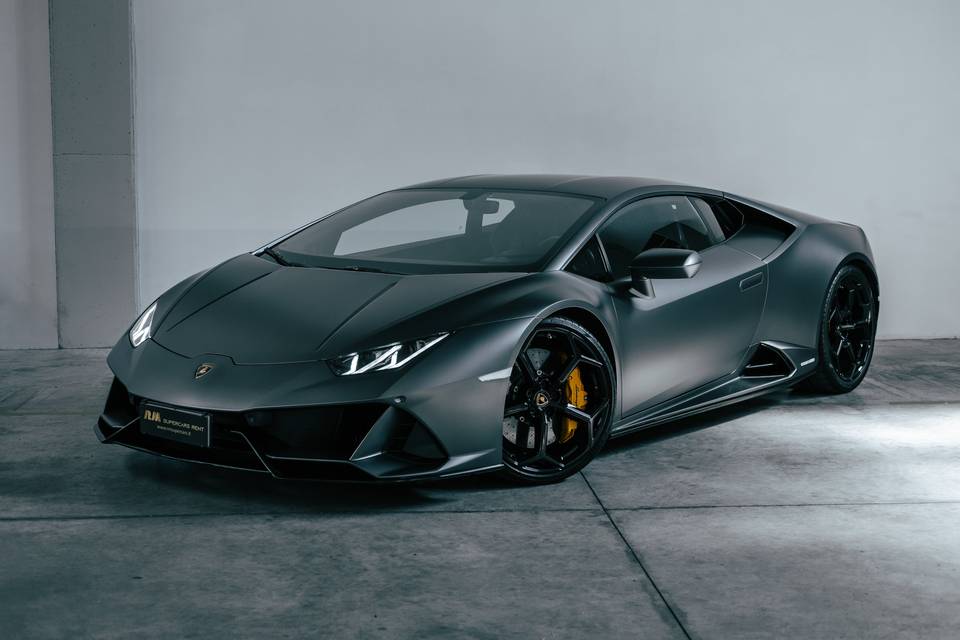 Lamborghini opaca