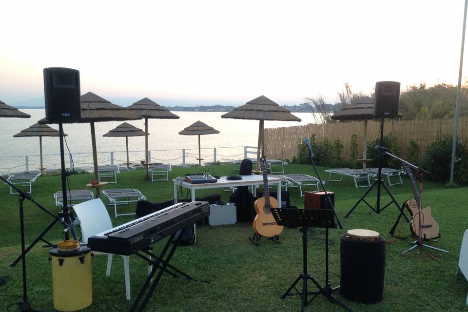 Trio live voice/piano/guitar