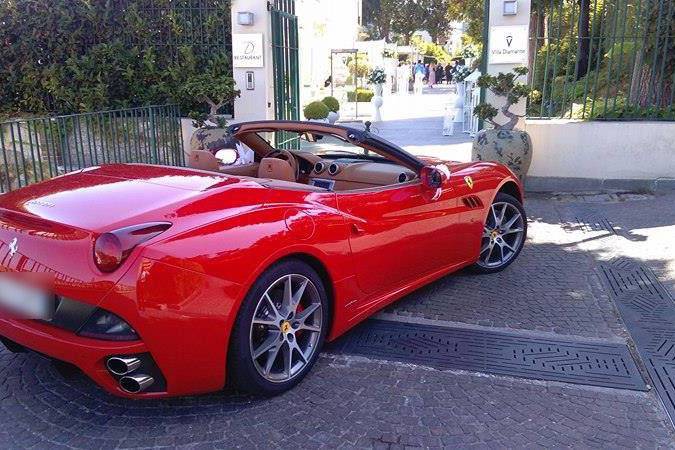 Ferrari California