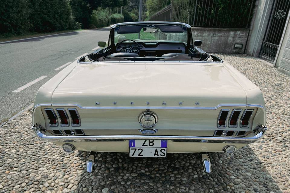 Ford Mustang Convertible