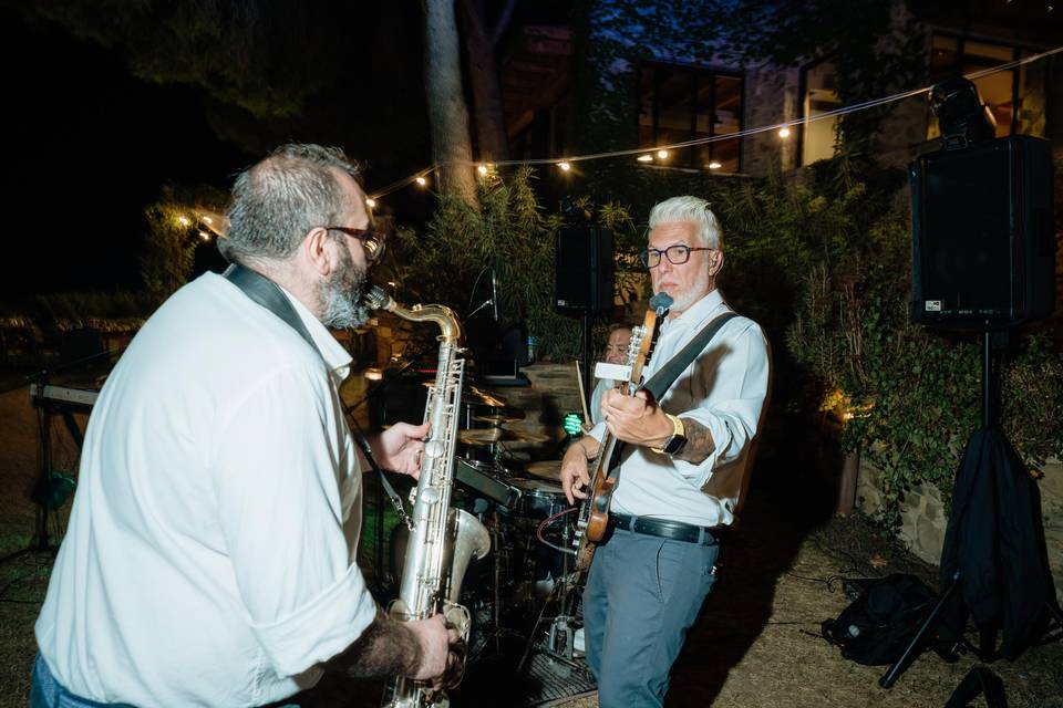 Sax & Bass