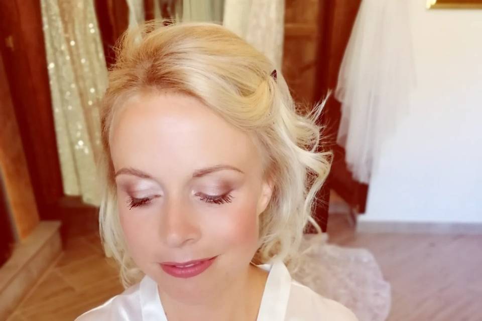 Bride makeup