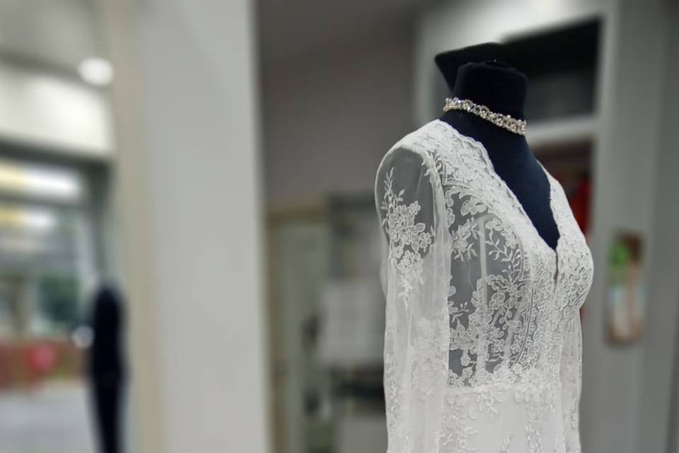 Abito in pizzo collezione 2026