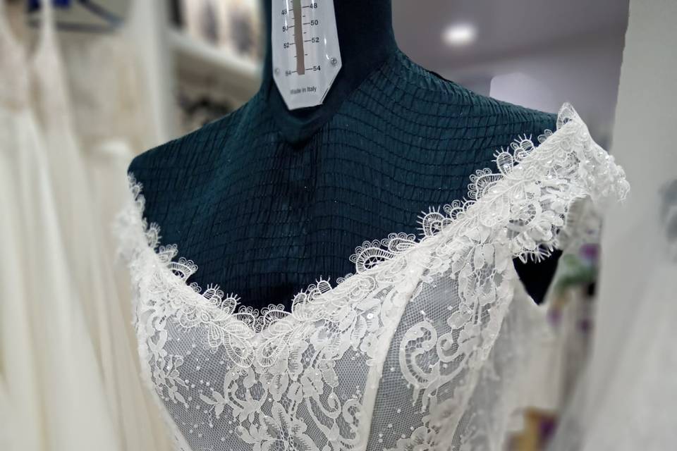 Corpino in pizzo chantilly
