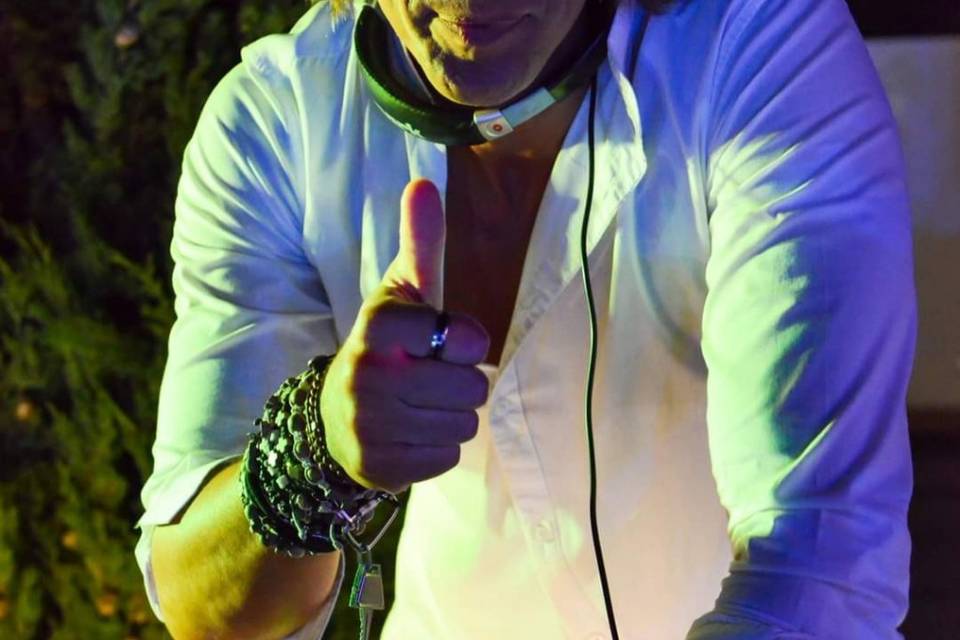 Dj