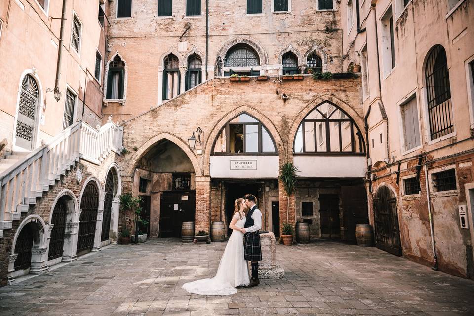 Elopement in Venice