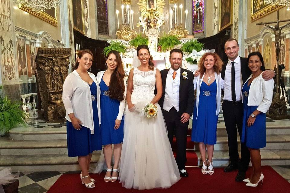Coro gospel con gli sposi