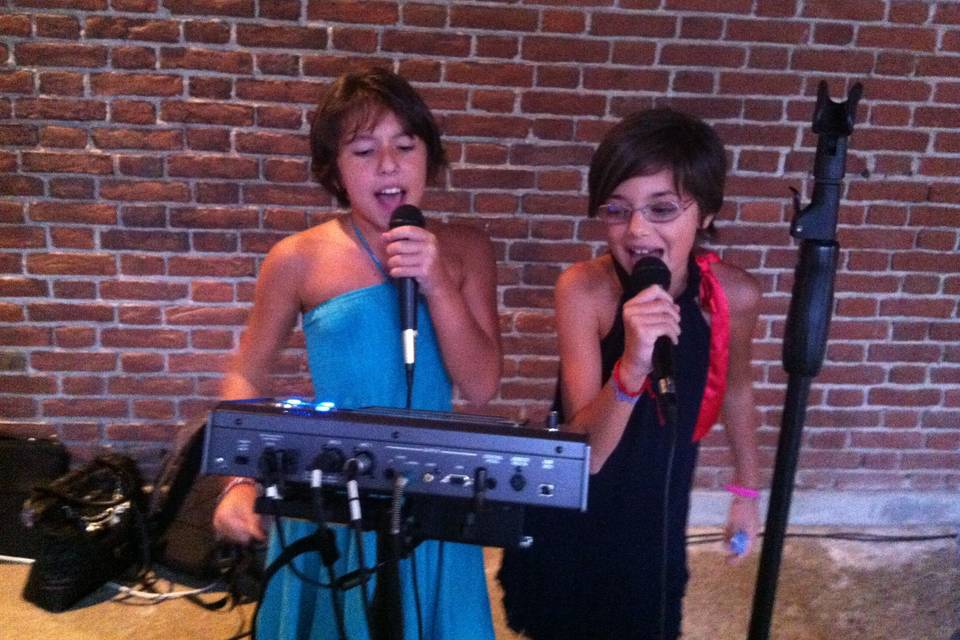 Young Singers!