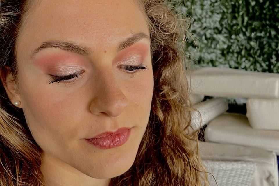 Bride-soft-makeup