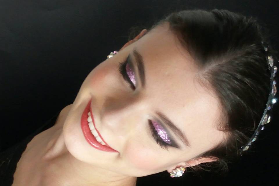 Sara Dinardo Makeup Artist