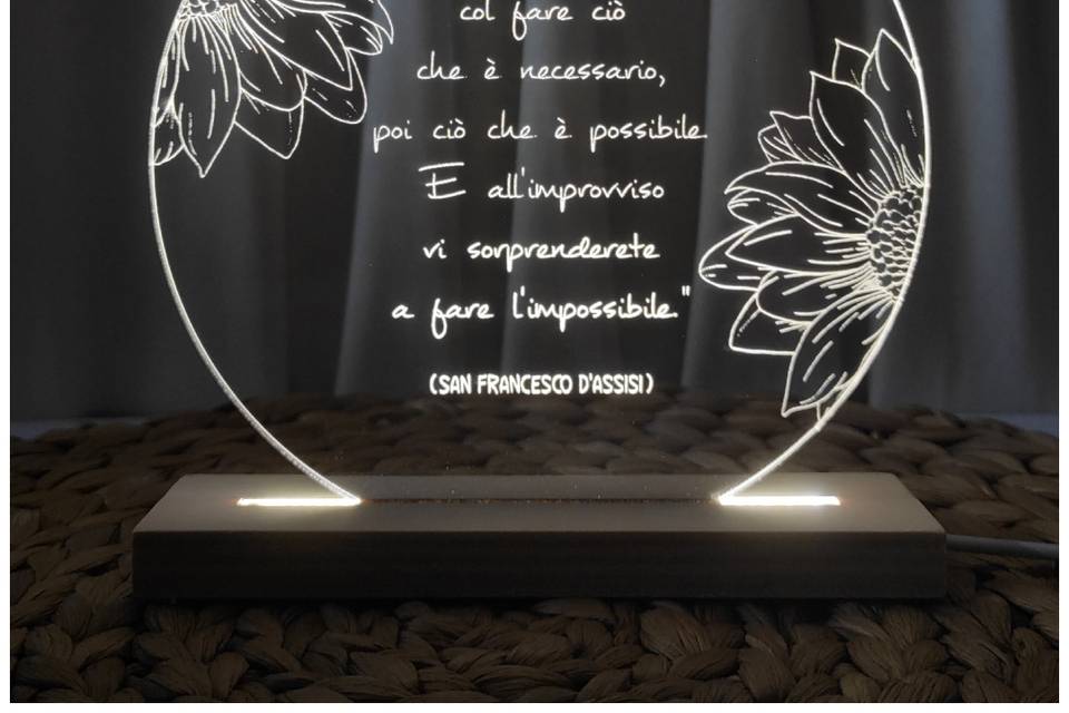Lampada led con frase