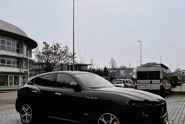 Gandolfi Luxury Transfers